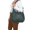 Riccardo Ferducci_018413 049_Hobo bag mit LED-Licht-Fach_Leder_grün_Damen_5_2022