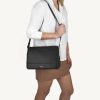 Riccardo Ferducci_028422 002_Flap bag_Leder_schwarz_Damen_5_2022