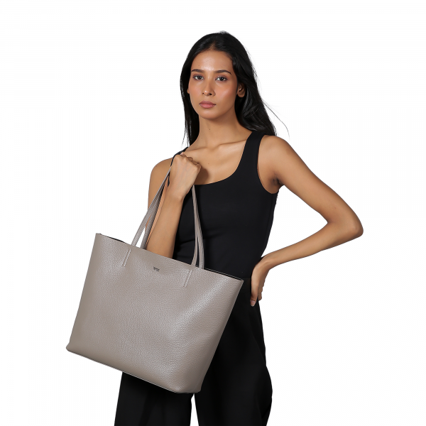 Riccardo Ferducci_148532 045_Shopper_Leder_beige_Damen_2_2022