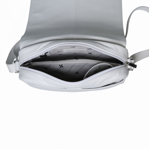 Riccardo Ferducci_028423 004_Flap bag_Leder_weiss_Damen_2_2022