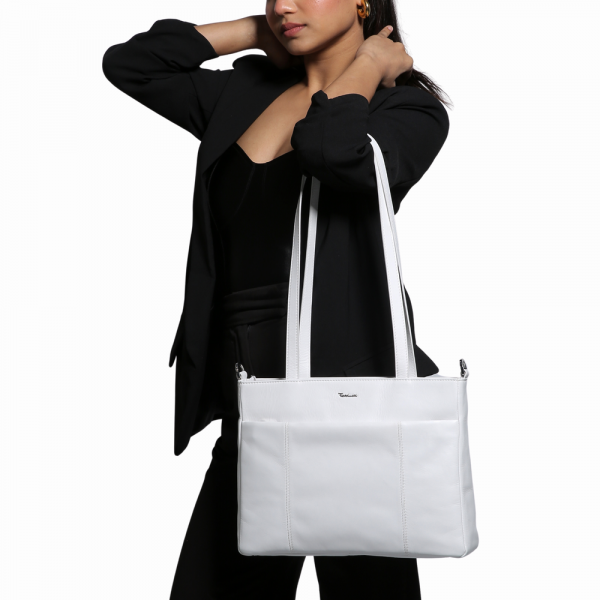 Riccardo Ferducci_028430 004_Shopper_Leder_weiss_Damen_7_2022