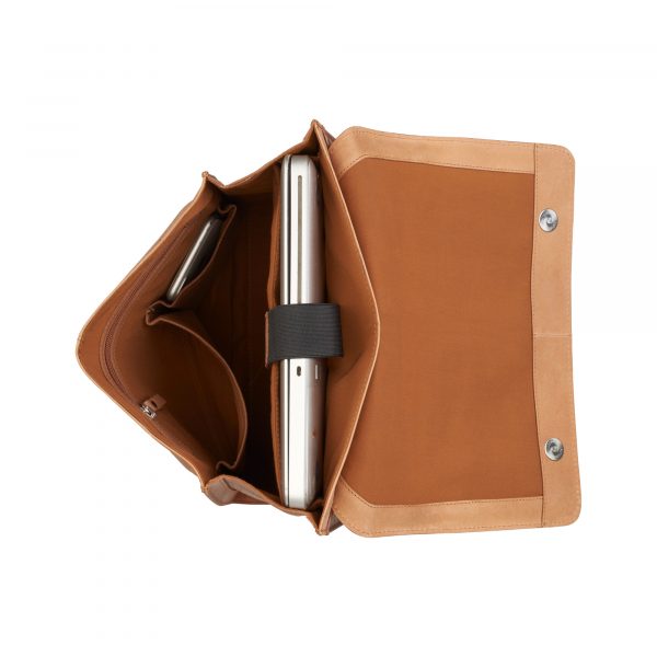 Burkely_BU1000179.29 24_ICON IVY BACKPACK 14 Zoll_Leder_cognac_Unisex_3_2022