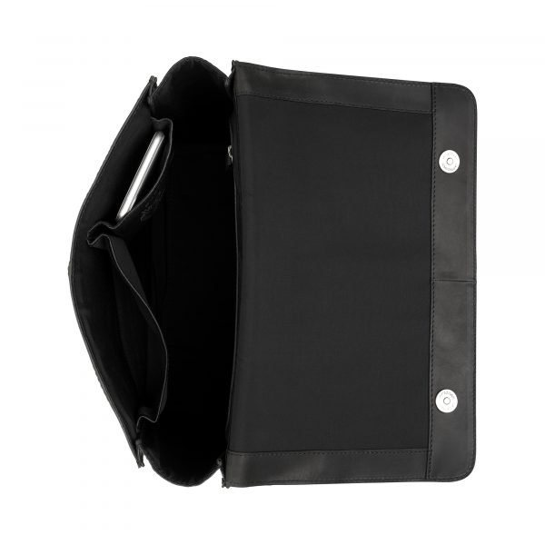 Burkely_BU1000233.29 10_CASUAL CARLY BACKPACK 14_Leder_black_Unisex_3_2022 Burkely_BU1000233.29 10_CASUAL CARLY BACKPACK 14_Leder_black_Unisex_3_2022