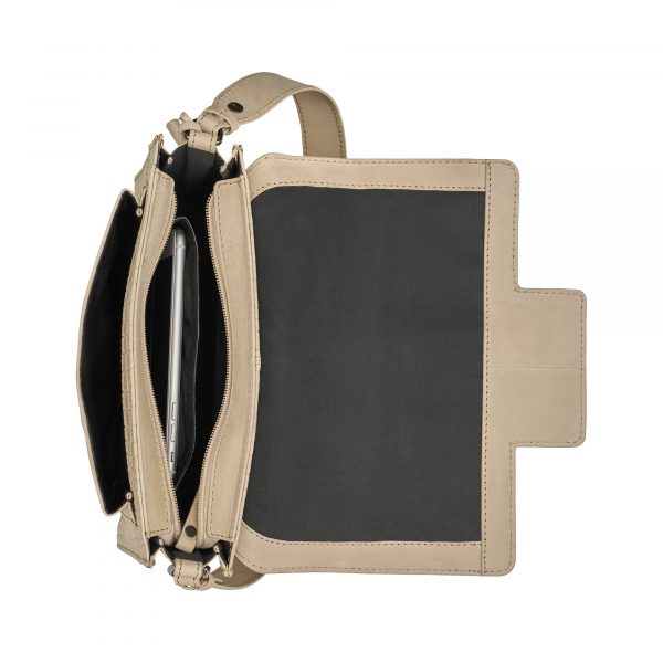 Burkely_BU1000236.29 21_CASUAL CARLY SHOULDER SATCHEL_Leder_nude_Unisex_3_2022 Burkely_BU1000236.29 21_CASUAL CARLY SHOULDER SATCHEL_Leder_nude_Unisex_3_2022