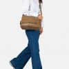 Burkely_BU1000310.84 28_JUST JOLIE MESSENGER BAG_Leder_khaki_Unisex_5_2022
