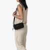 Burkely_BU1000508.69 10_LENE CILINDER BAG_Leder_black_Unisex_5_2022