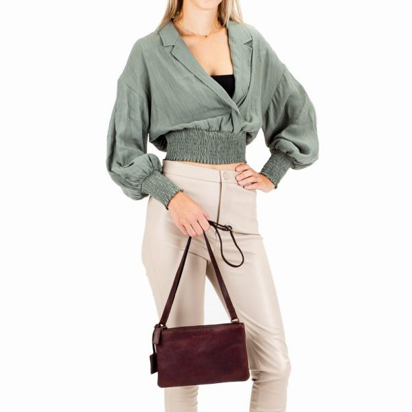 Burkely_BU8005432.56 20_ANTIQUE AVERY CROSSOVER L_Leder_braun_Unisex_5_2022