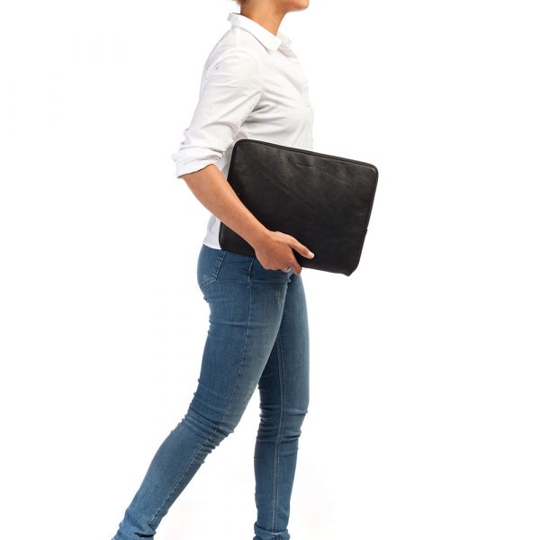 Laptopsleeve 13.3 Zoll_Leder_black_Unisex_2_2022