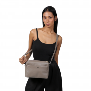 Riccardo Ferducci_148442 045_Crossover_Leder_beige_Damen_2