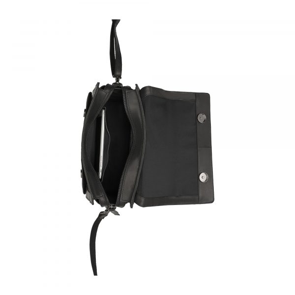 Burkely_BU1000235.29 10_CASUAL CARLY CITYBAG_Leder_black_Unisex_3