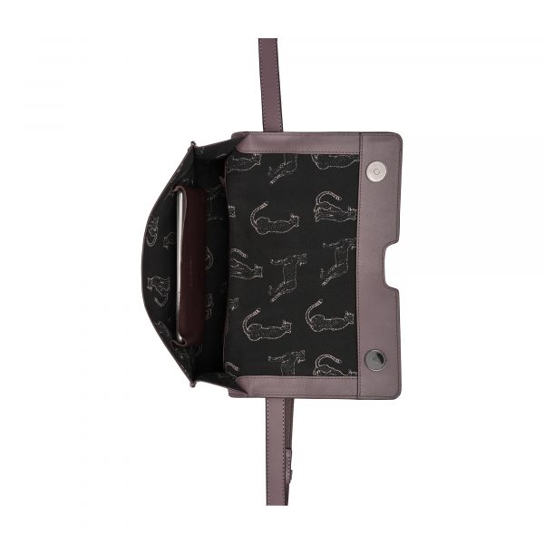 Burkely_BU1000270.43 43_MODEST MEGHAN BAGUETTEBAG_Leder_dusty lilac_Unisex_3