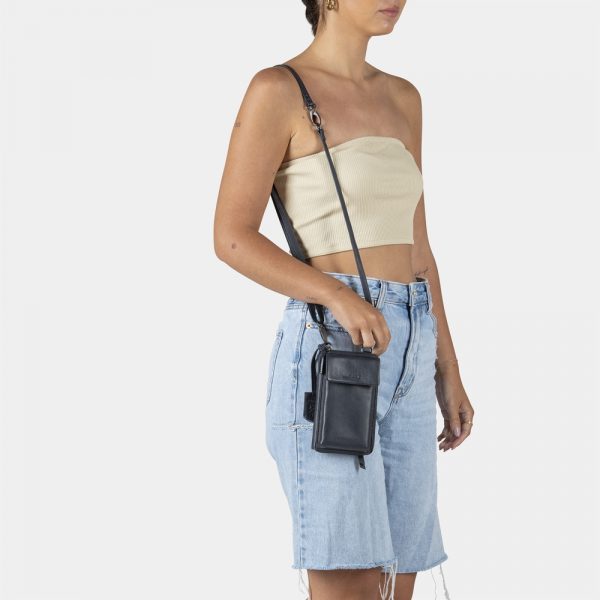 Burkely_BU1000324.84 31_IE PHONE WALLET_Leder_blue_Unisex_6