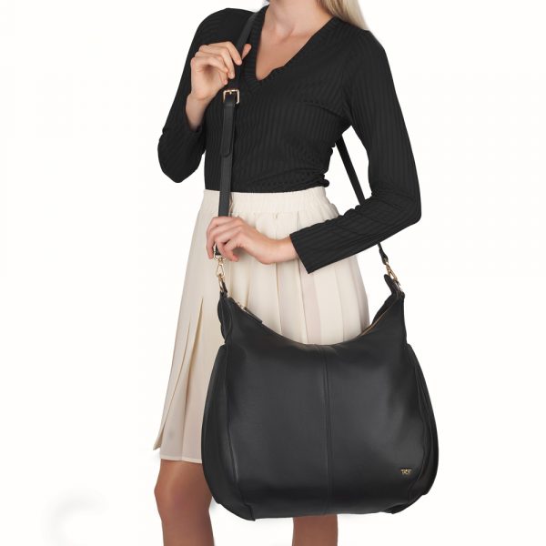 Riccardo Ferducci_018413 002_Hobo bag mit LED-Licht-Fach_Leder_schwarz_Damen_6