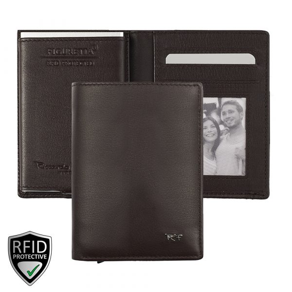 Riccardo Ferducci_023910 001_Cardprotector