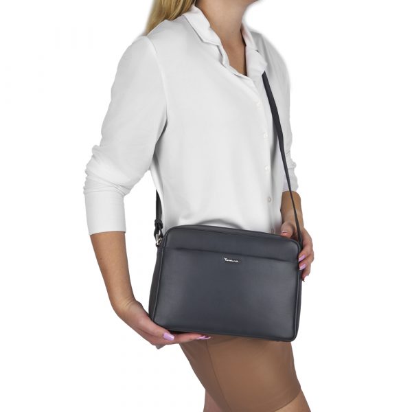 Riccardo Ferducci_028442 002_Crossover_Leder_schwarz_Damen_5