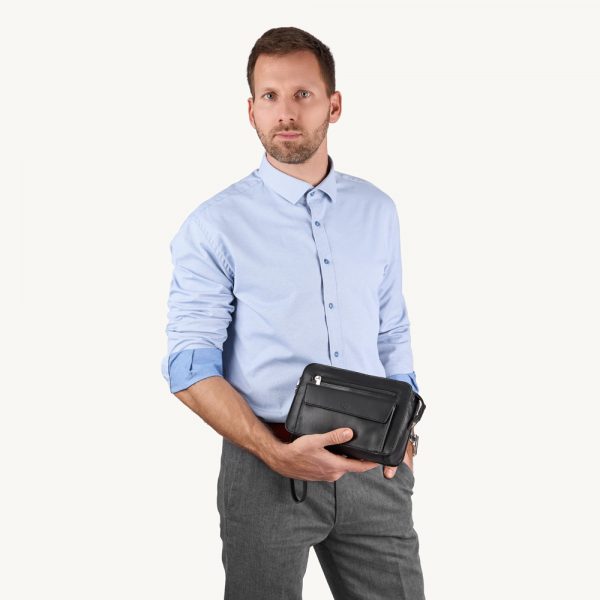 Riccardo Ferducci_028850 002_Herrentasche_Leder_schwarz_Unisex_4