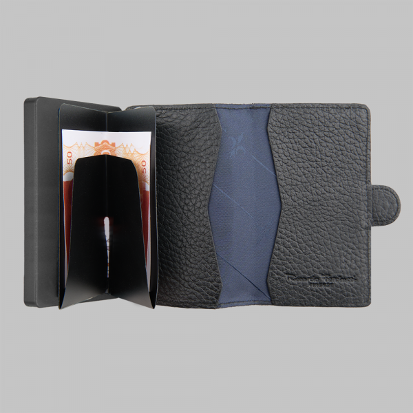 Riccardo Ferducci_078010 00202_Kreditkartenetui SafeBox