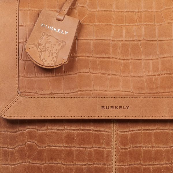 Burkely_BU1000190.29 24_ICON IVY PASSPORT COVER_Leder_cognac_Unisex_5