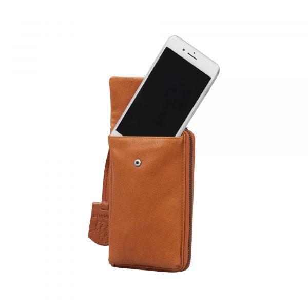 Burkely_BU1000214.84 24_JUST JOLIE PHONE WALLET_Leder_cognac_Unisex_5