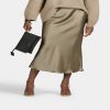 Burkely_BU1000851.29 10_COOL COLBIE ENVELOPE CLUTCH_Leder_black_Unisex_5