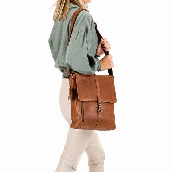 Burkely_BU8007918.56 24_ANTIQUE AVERY CROSSOVER M MESSENGER_Leder_cognac_Unisex_6