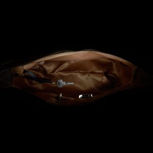 Riccardo Ferducci_018413 059_Hobo bag mit LED-Licht-Fach_Leder_cognac_Damen_2