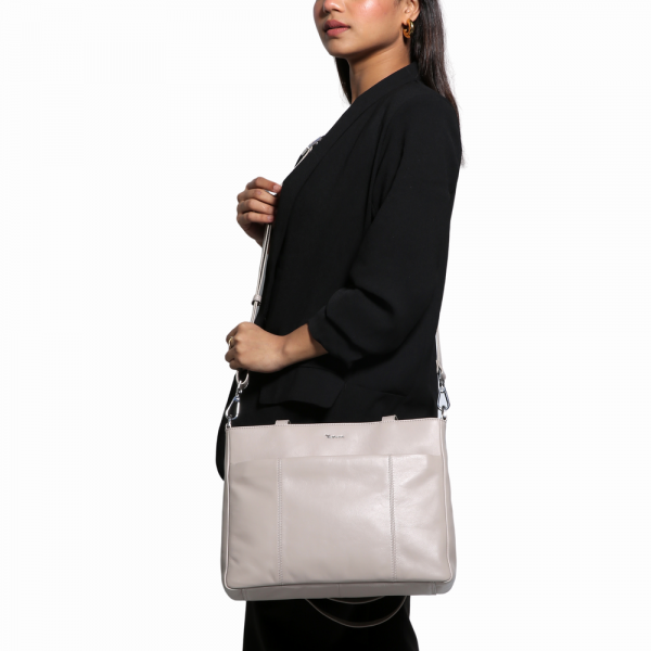 Riccardo Ferducci_028430 045_Shopper_Leder_beige_Damen_1