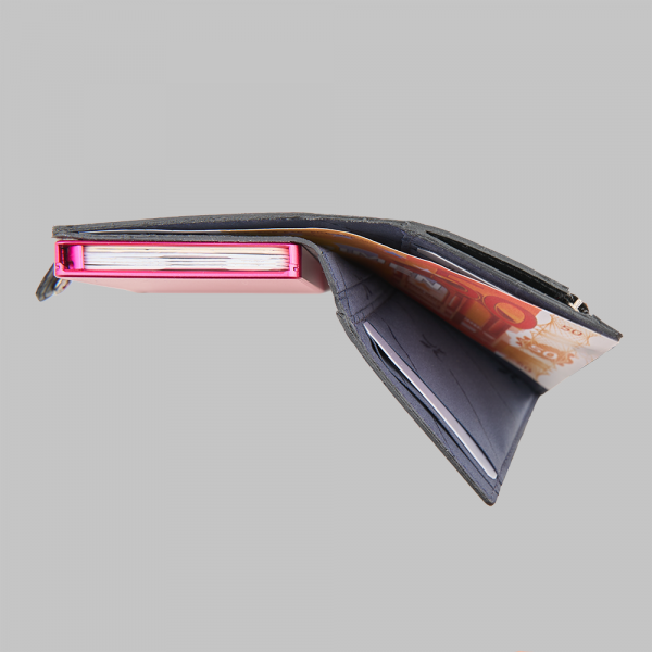 RFID_Leder_schwarz carbon_Unisex_1