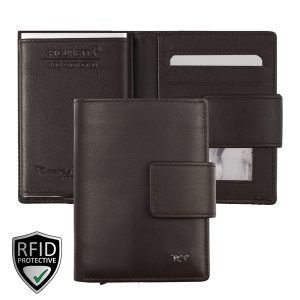 Riccardo Ferducci_023900 001_Cardprotector