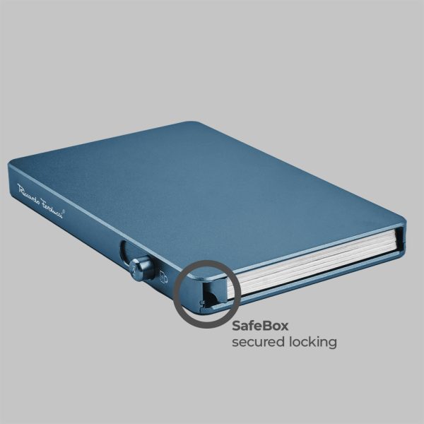 Riccardo Ferducci_078999 009_RF SafeBox_Metall_hellgrau_Unisex_3